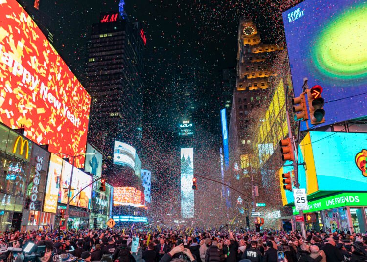 ‘Multiple’ New Year’s Eve revelers rushed to hospital after car ‘mounts sidewalk & hits a food truck’ in New York City
